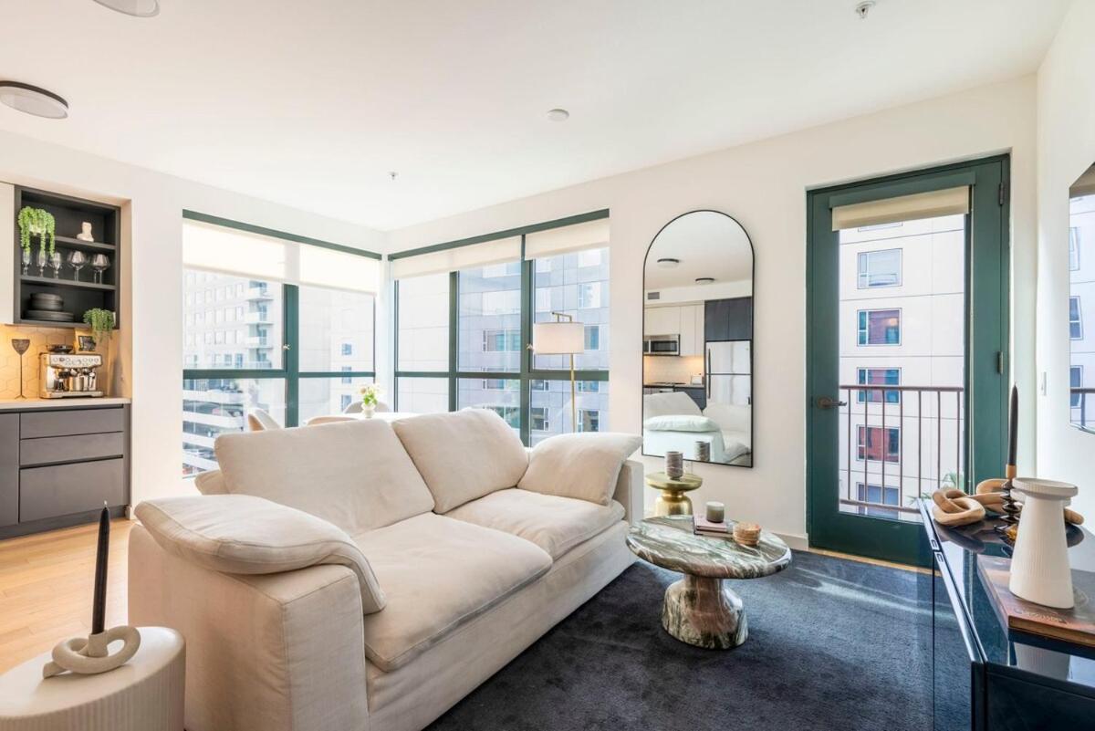 2Br Hollywood Luxurious Condo Los Angeles Eksteriør bilde